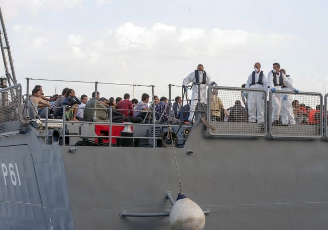 H Ευρώπη «είναι ήπειρος μεταναστών» λέει ο Μάρτιν Σουλτς